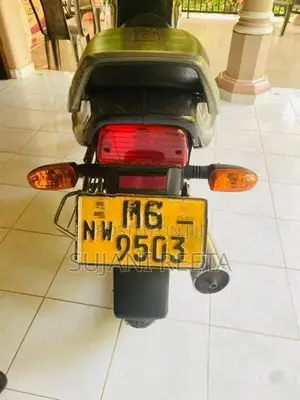 Bajaj CT100 2006