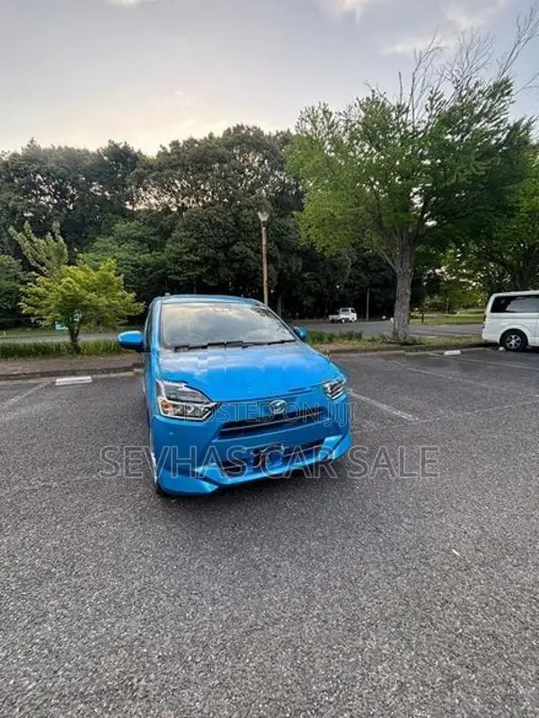 Daihatsu Mira x 2025
