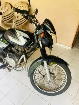 Bajaj CT100 2006