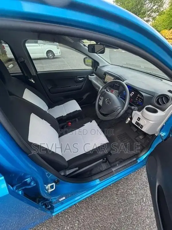 Daihatsu Mira x 2025