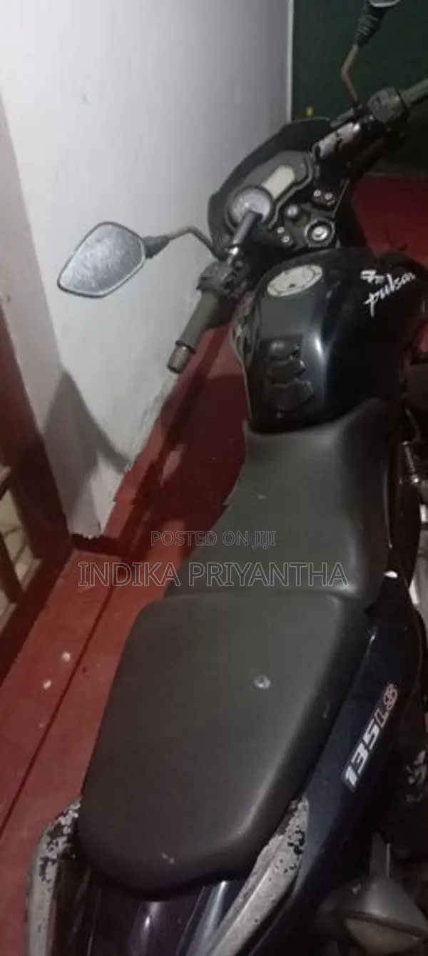 Bajaj Pulsar 135 2011