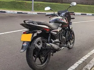 Bajaj Pulsar 180 2007