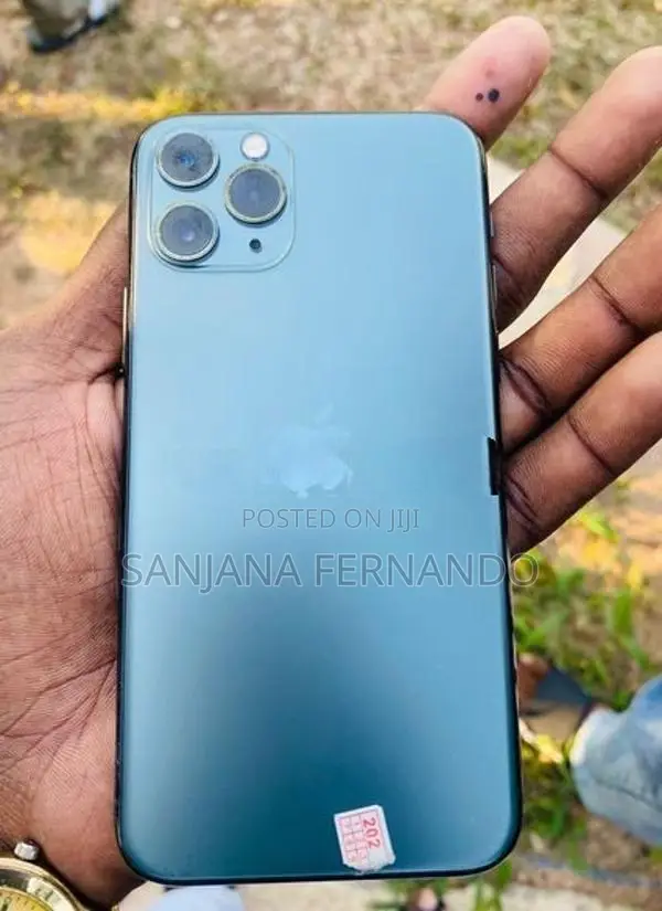 Apple iPhone 11 Pro (Used)