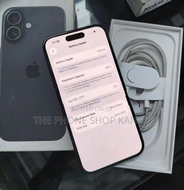 Apple iPhone 16 128GB (Used)