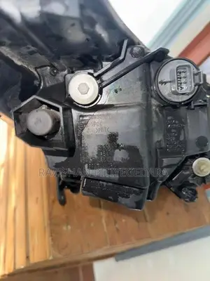 Honda Vezel Head Lamp