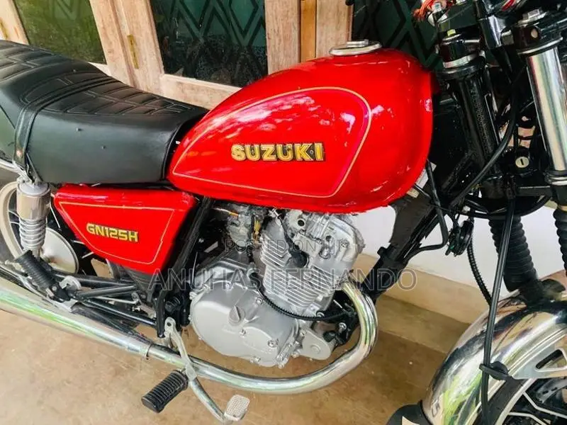 Suzuki GN 125 2025