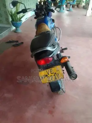 Bajaj CT100 2009