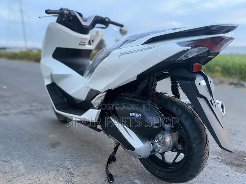 Honda PCX160 2025