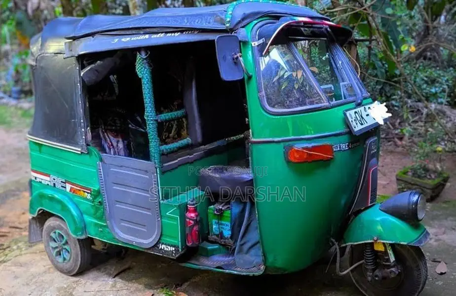 Bajaj RE 2007