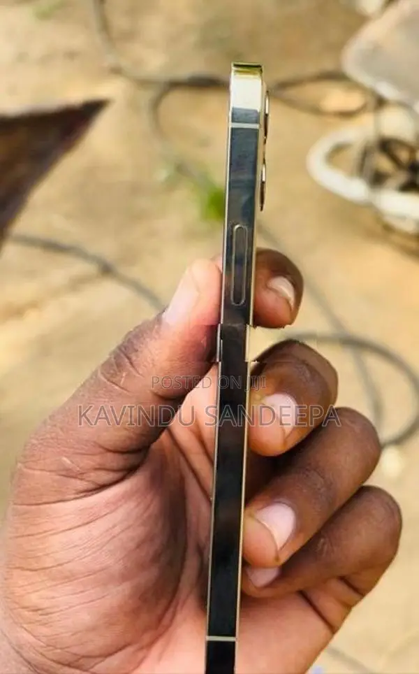 Apple iPhone 12 Pro (Used)