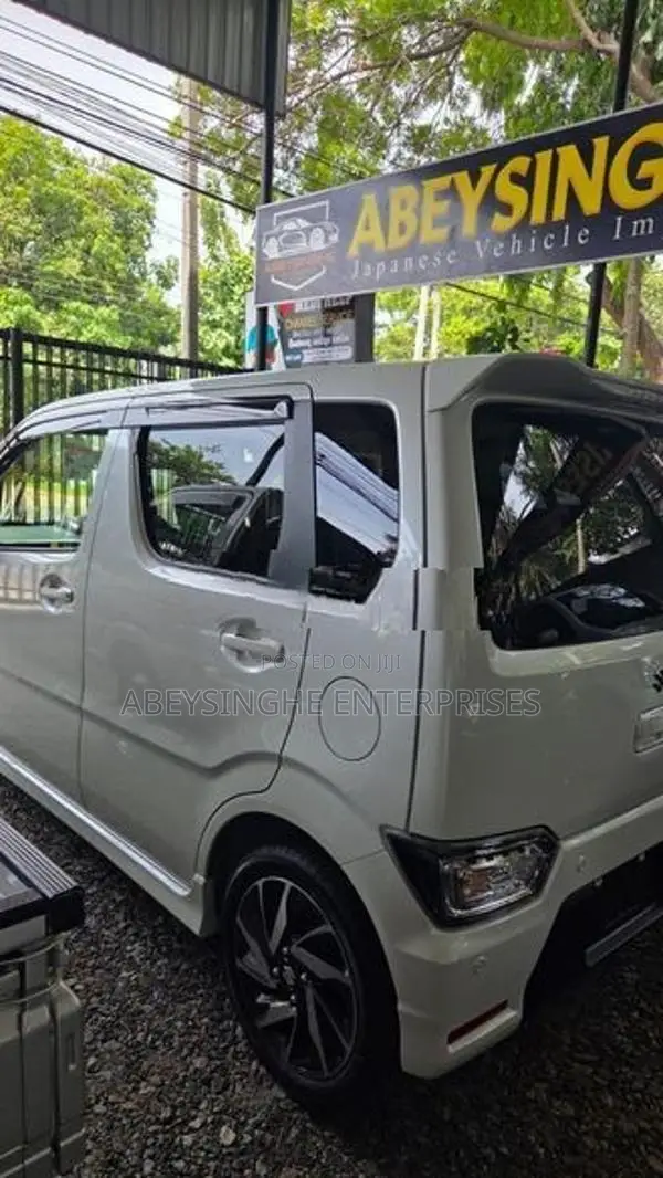 Suzuki Wagon R ZX Custom 2026