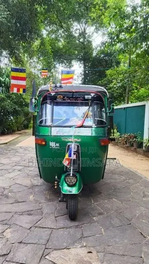 Bajaj RE 2006