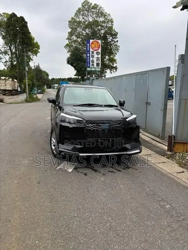 Daihatsu Rocky hybrid 2025