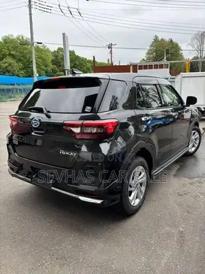 Daihatsu Rocky hybrid 2025