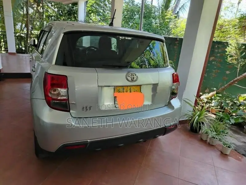 Toyota IST 2008