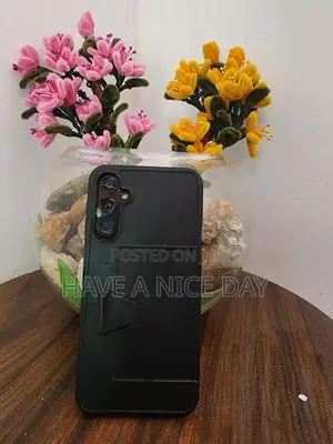 Samsung Galaxy S24 (Used)