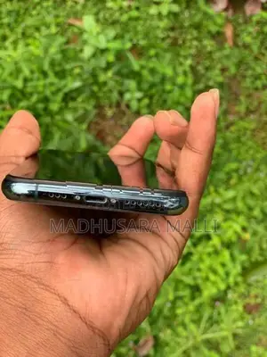 Apple iPhone 11 Pro 512GB (Used)