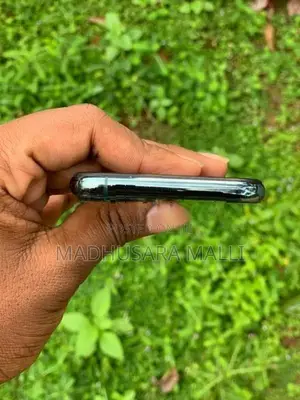 Apple iPhone 11 Pro 512GB (Used)