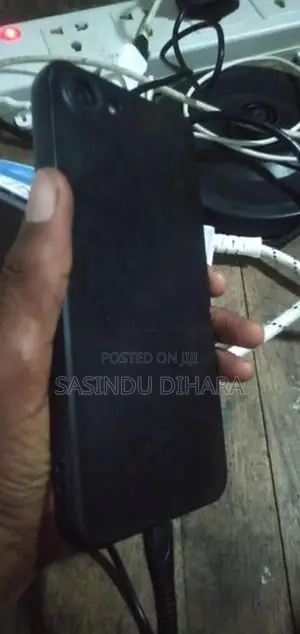 Oppo A83 (Used)