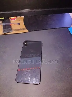 Apple iPhone XS Max (Used)