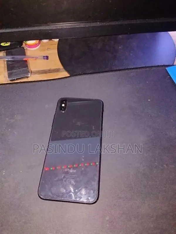 Apple iPhone XS Max (Used)