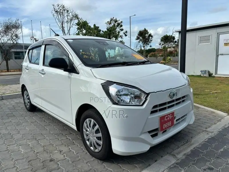 Daihatsu Mira Safety Rear Wipe Cam 2026