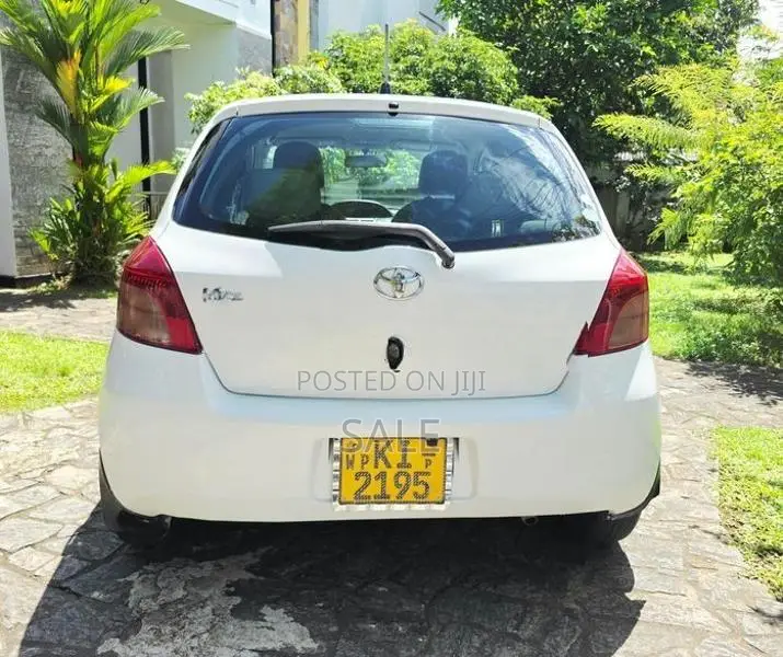 Toyota Vitz KSP90 2006