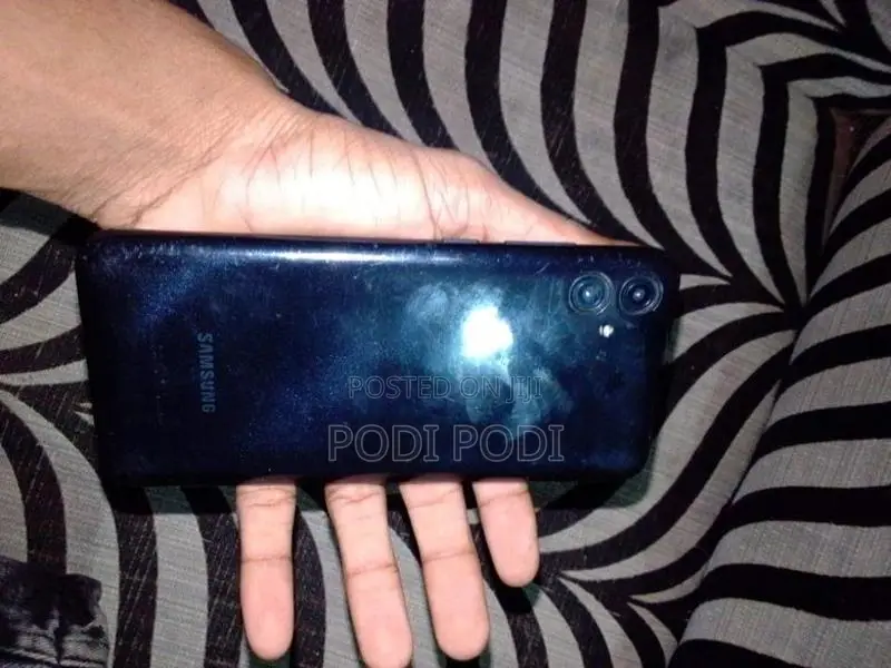 Samsung Galaxy A04e (Used)