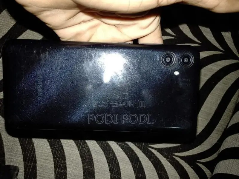 Samsung Galaxy A04e (Used)