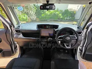 Toyota Roomy Thor G Turbo 2024