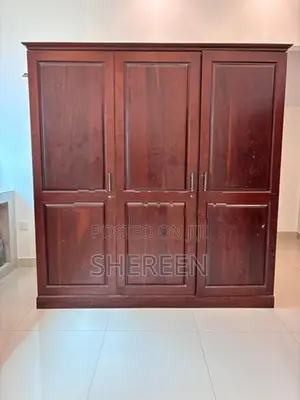 Don Carolis Solid Wood 3-Door Wardrobe