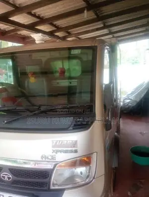 Tata Dimo Batta 2015