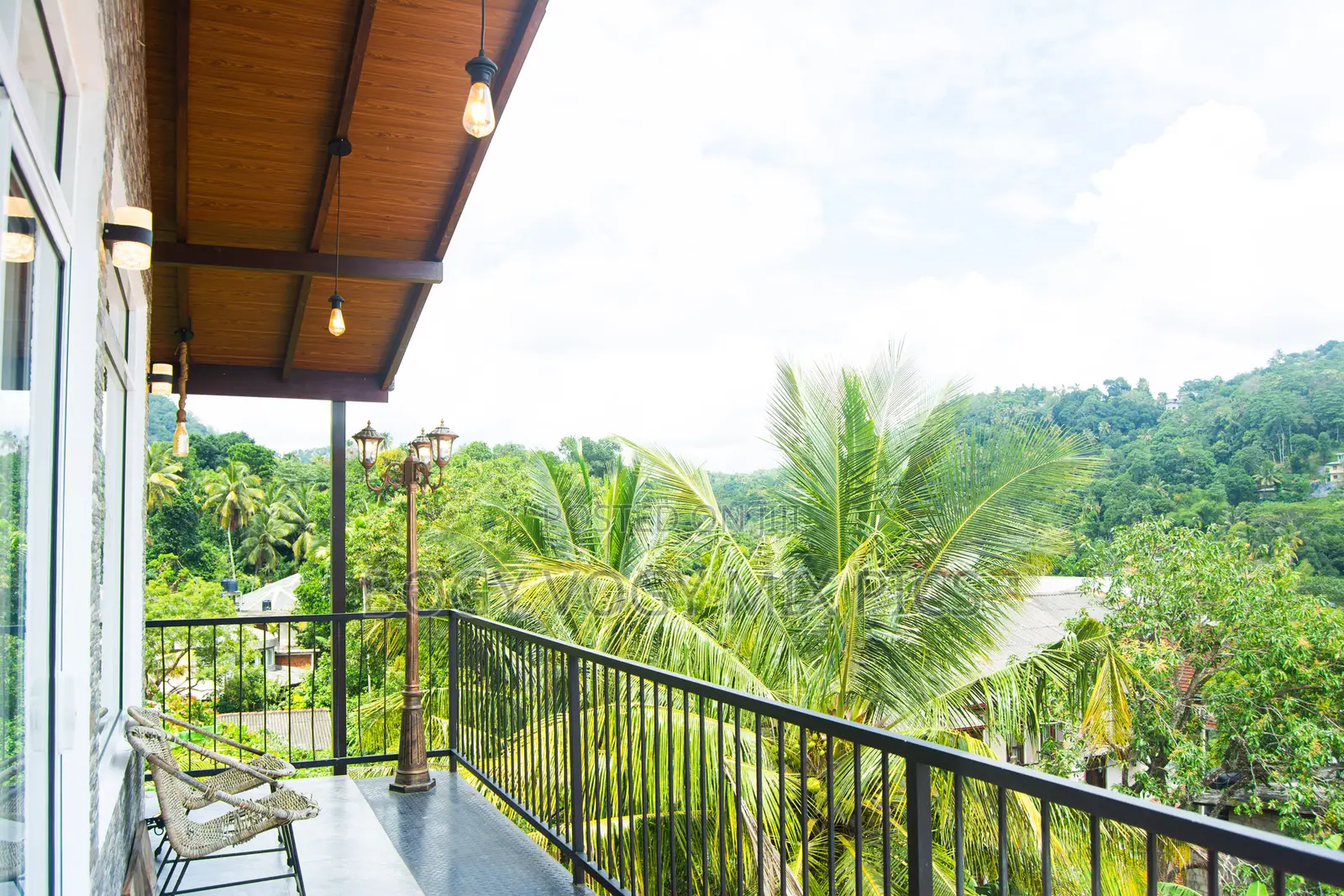 Furnished 4bdrm Villa in Pallegama Ampitiya for rent