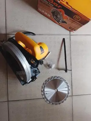 Rider EVA-CS18501 Circular Saw 900W – HERMAN PT 0603
