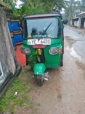 Bajaj RE 2009 2010