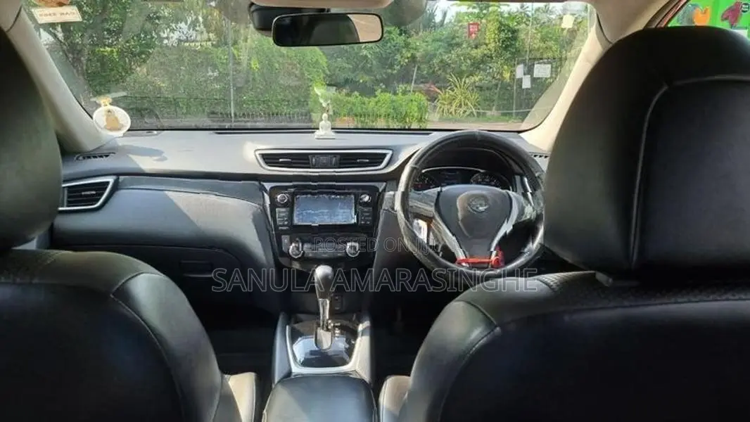 Nissan X-Trail T32 Hybrid 2015