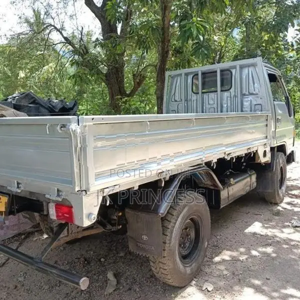 Toyota Dyna 1988
