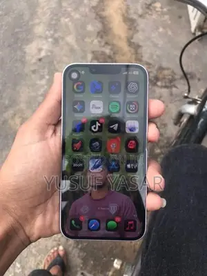 Apple iPhone 14 (Used)