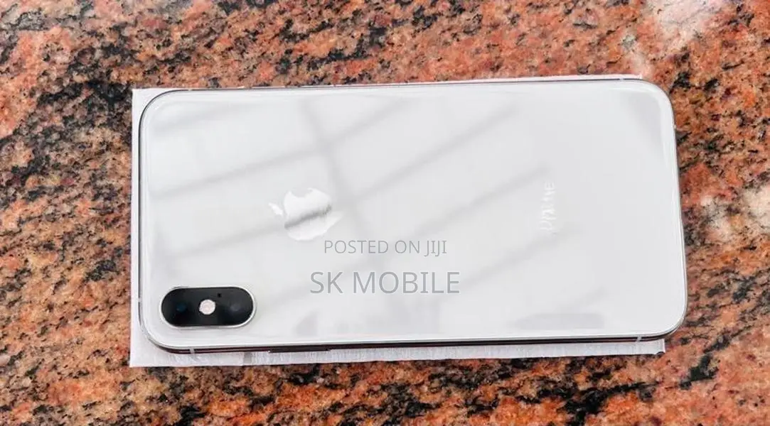 Apple iPhone XS (Used)