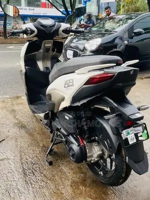 Hero XOOM 125R 2026