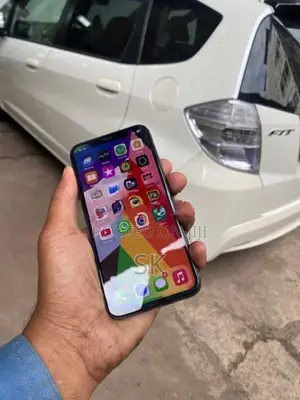 Apple iPhone XS (Used)