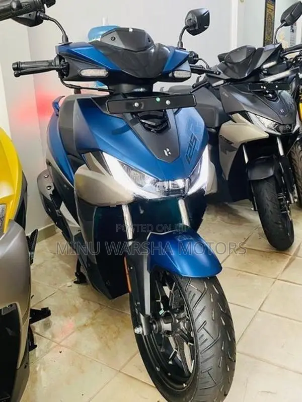 Hero XOOM 125R 2026