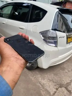Apple iPhone XS (Used)