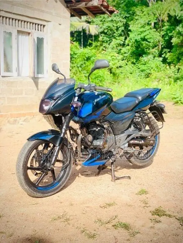Bajaj Pulsar 150 Twin Disc 2020