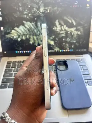 Apple iPhone 15 128GB (Used)