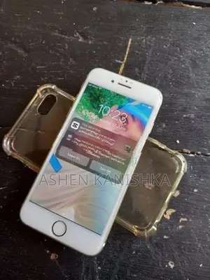 Apple iPhone 7 (Used)
