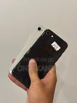 Apple iPhone 8 64GB (Used)