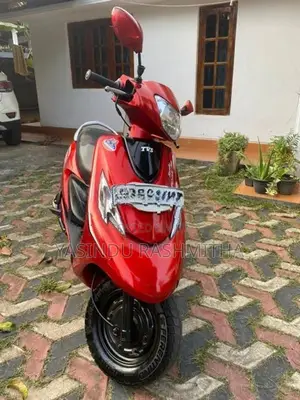 TVS Scooty Zest 2016