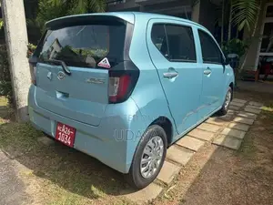Daihatsu Mira 2024