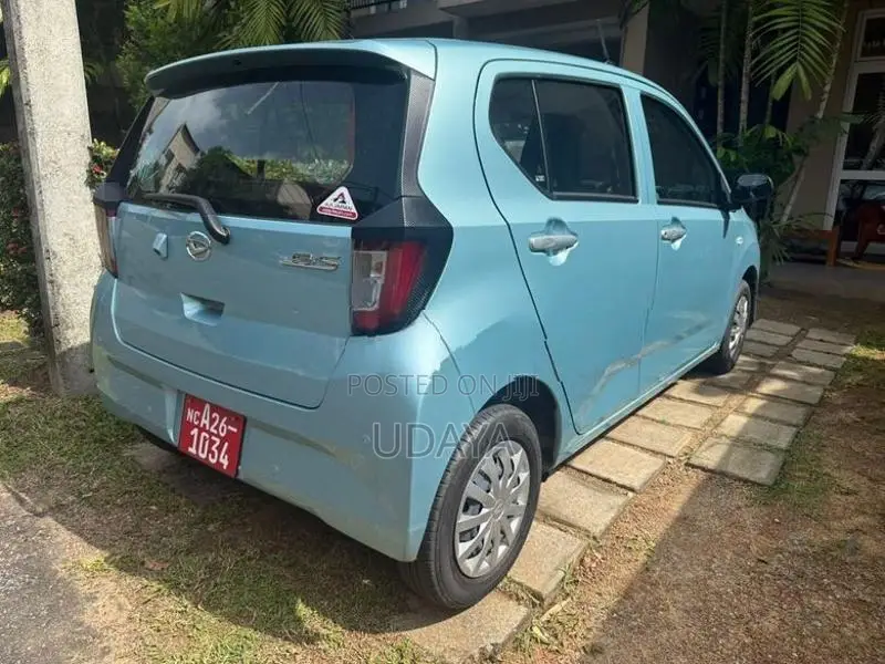 Daihatsu Mira 2024
